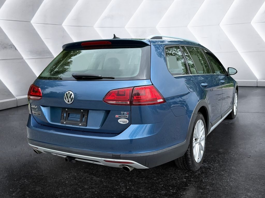 2017 Volkswagen Golf Alltrack Base