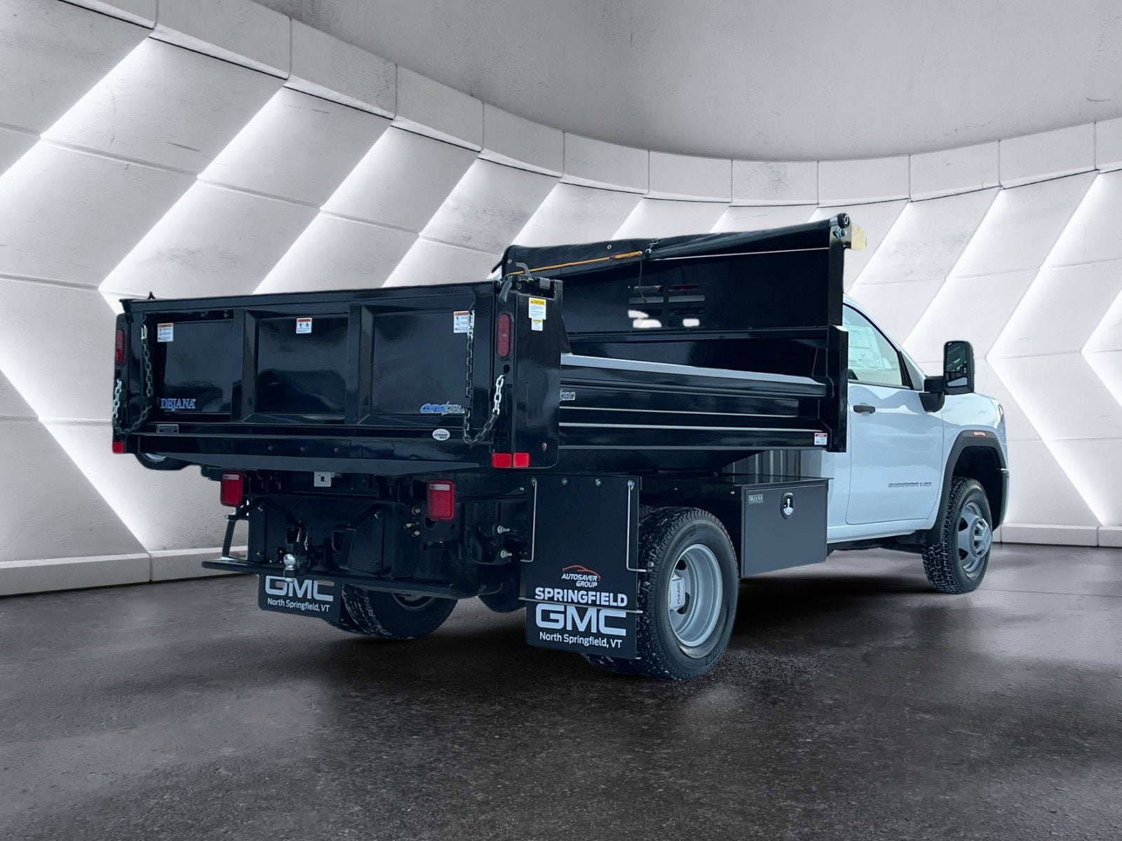 2026 GMC Sierra 3500 HD Chassis Cab Pro Dejana DynaPro 9 Ft 2-3 Yard Dump Body