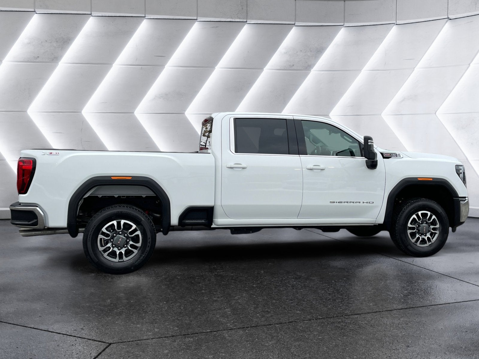 2026 GMC Sierra 2500 HD SLE
