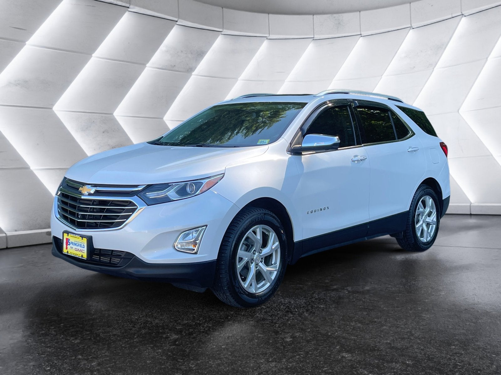 Used 2021 Chevrolet Equinox Premier with VIN 3GNAXXEV8MS174868 for sale in Springfield, VT