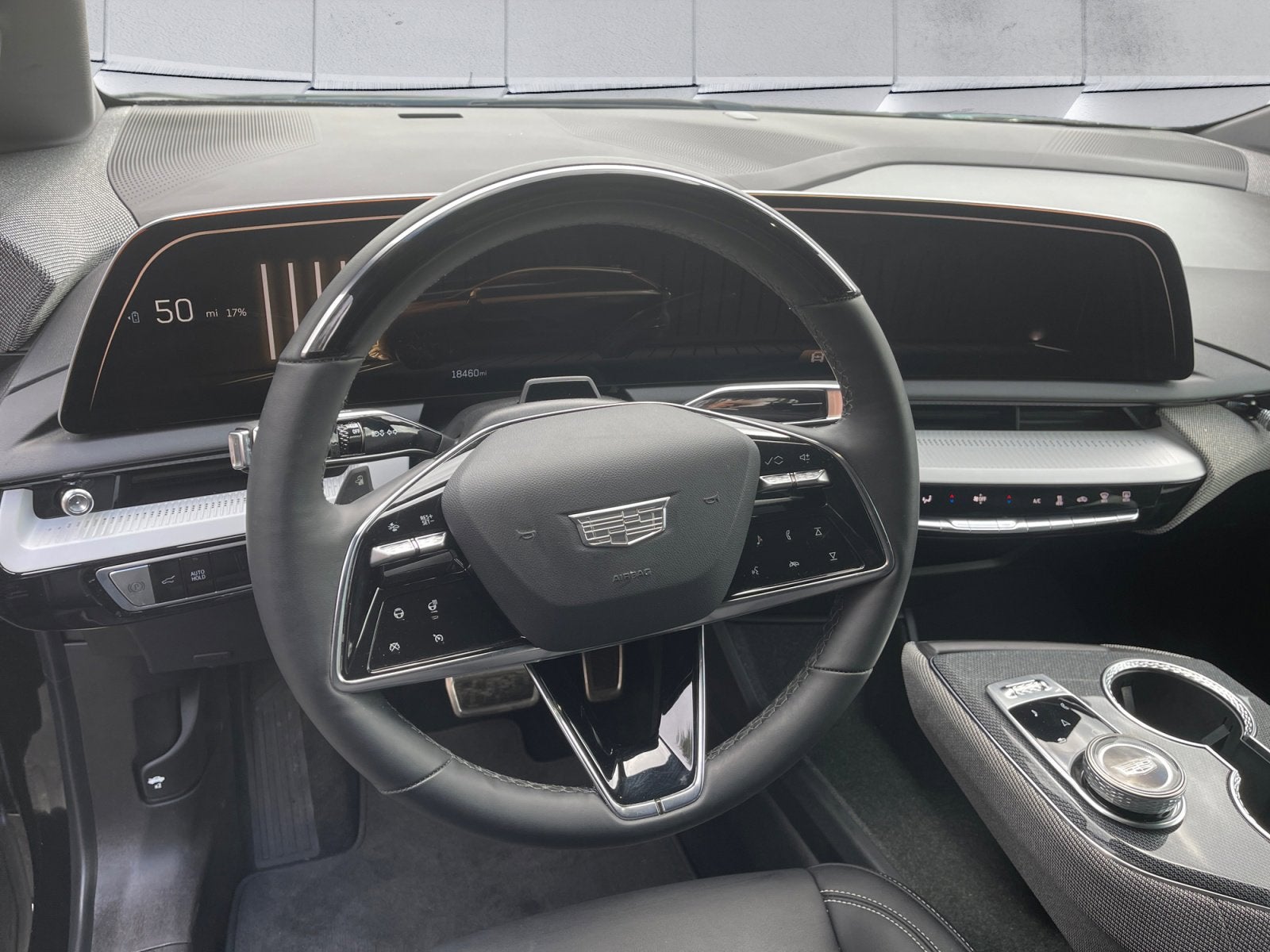 2025 Cadillac OPTIQ Luxury 1