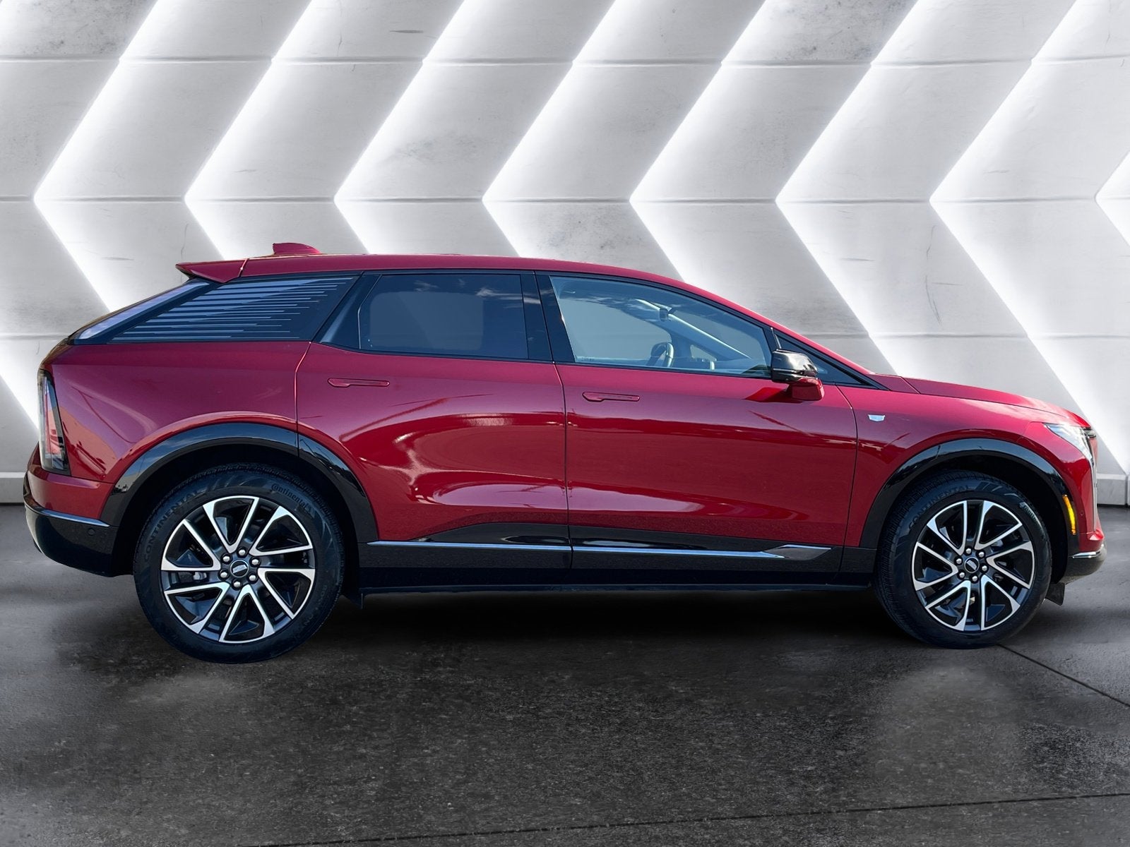 2025 Cadillac OPTIQ Sport 2 - Photo 24