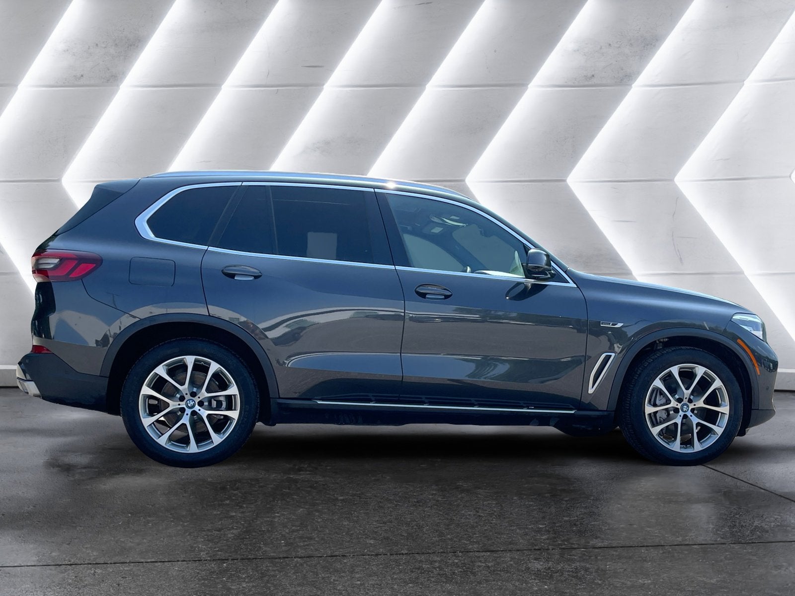 2023 BMW X5 PHEV xDrive45e