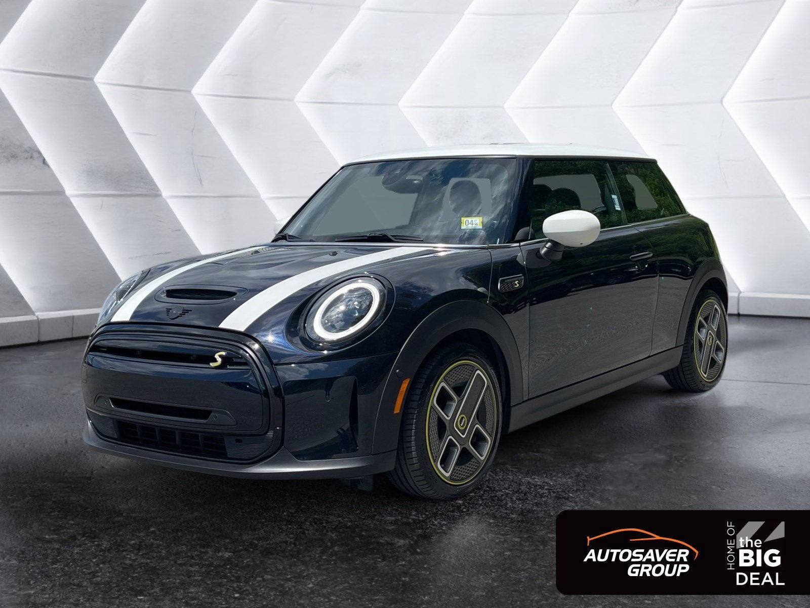 2024 MINI Hardtop's photo