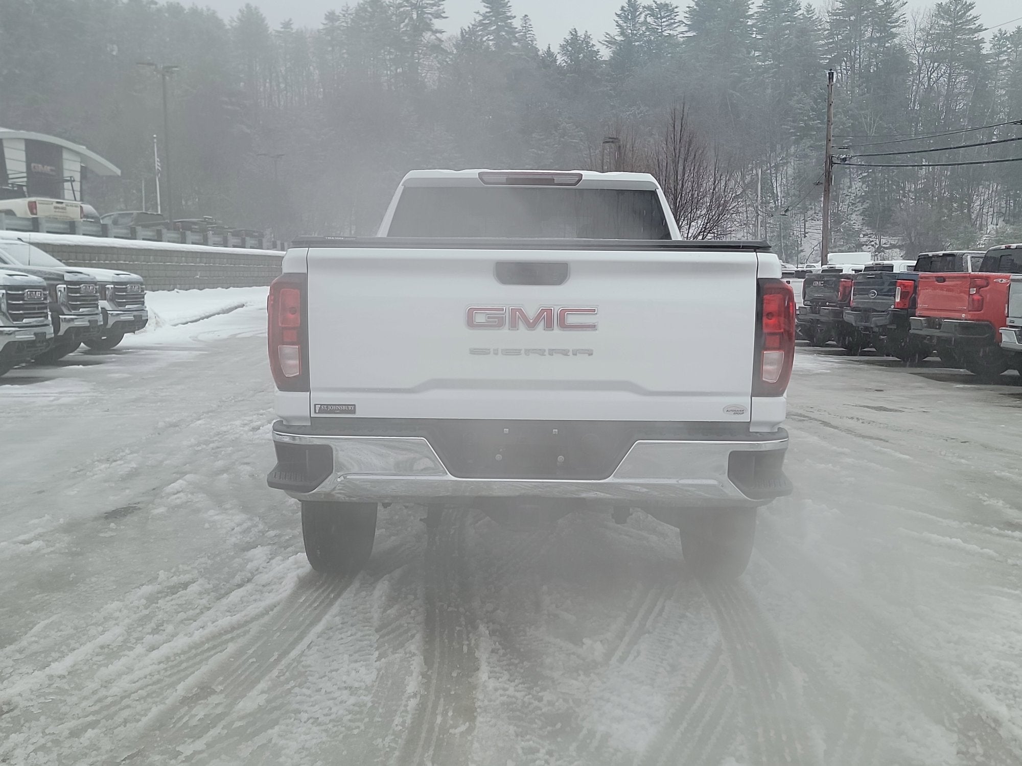 2024 GMC Sierra 2500 HD Pro