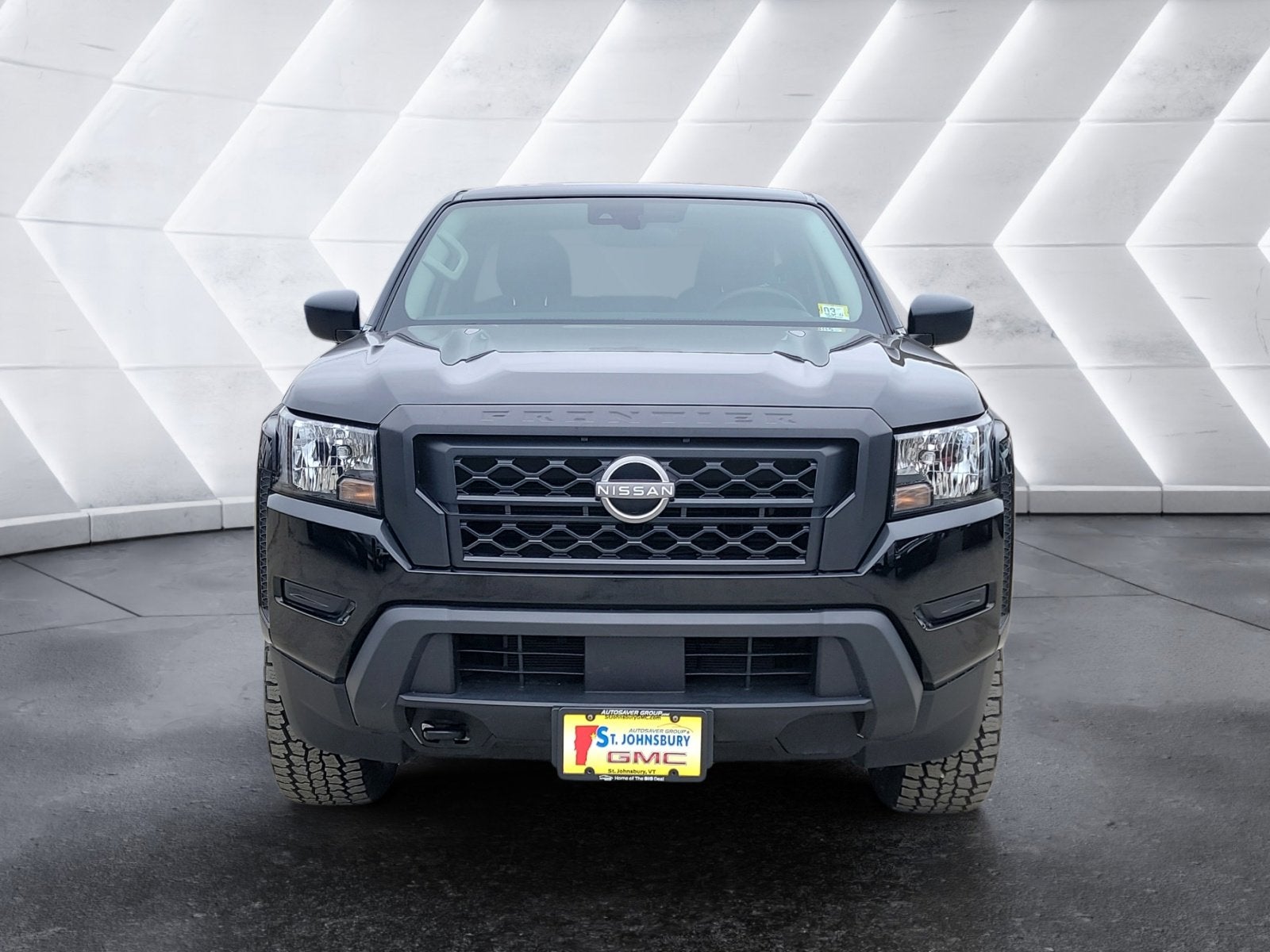 2023 Nissan Frontier S