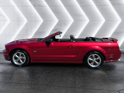 2006 Ford Mustang GT Deluxe