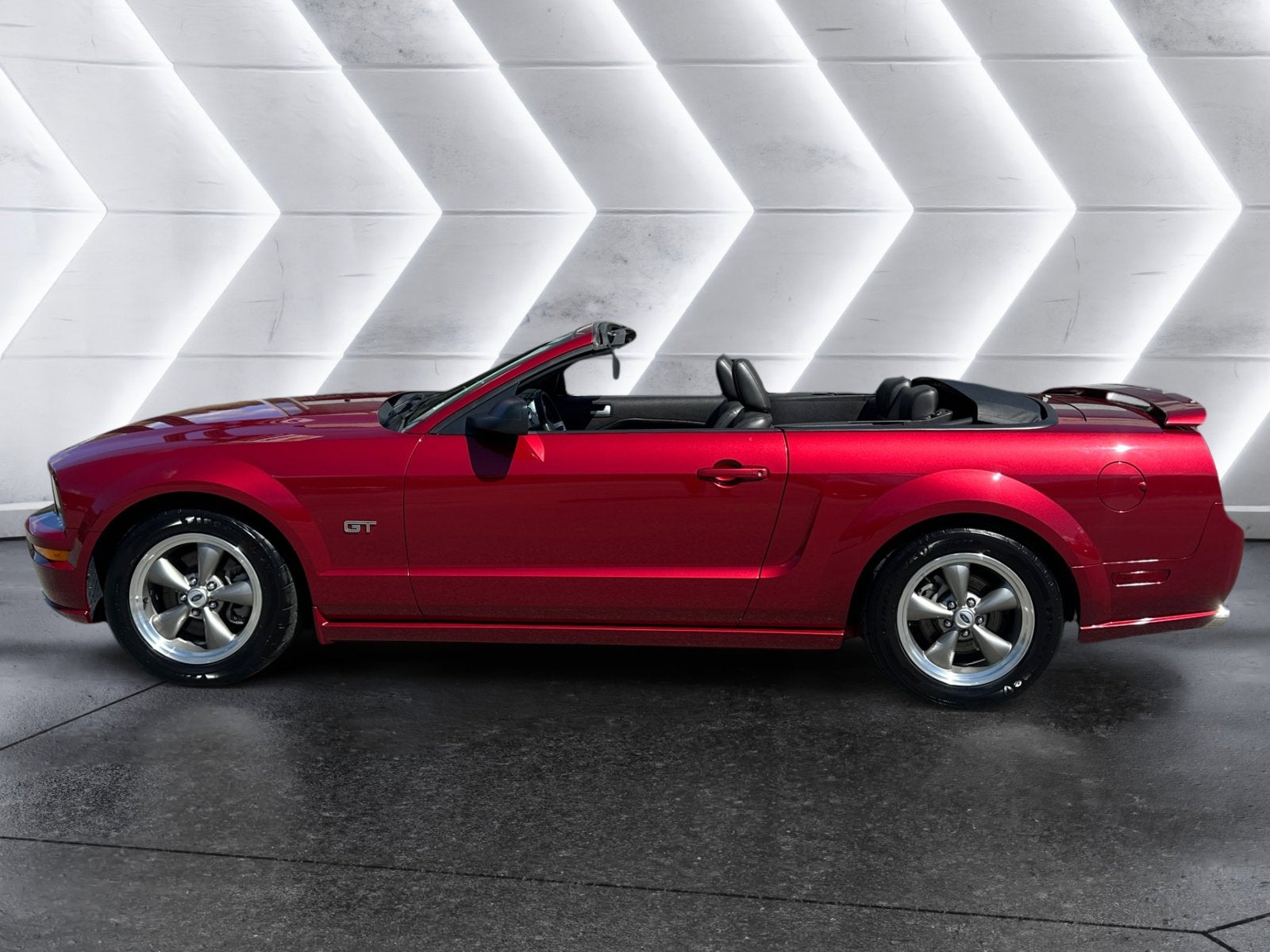 2006 Ford Mustang GT Deluxe