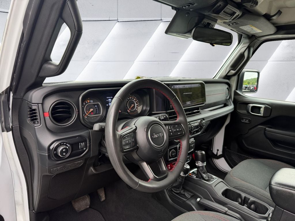2024 Jeep Gladiator Rubicon 37" Tires