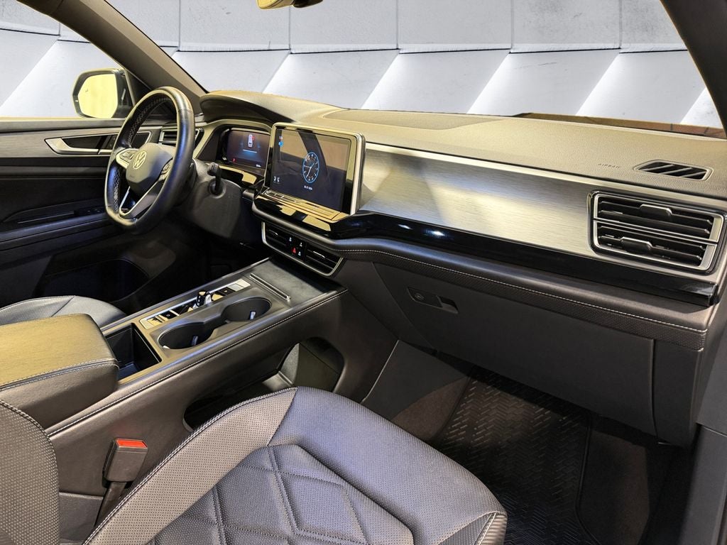 2024 Volkswagen Atlas Cross Sport 2.0T SE