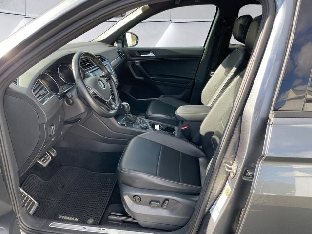 2021 Volkswagen Tiguan 2.0T SE R-Line Black