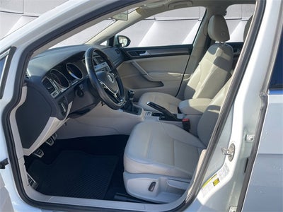 2017 Volkswagen Golf Alltrack 4Motion