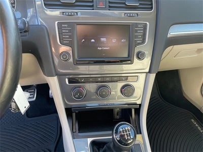 2017 Volkswagen Golf Alltrack 4Motion