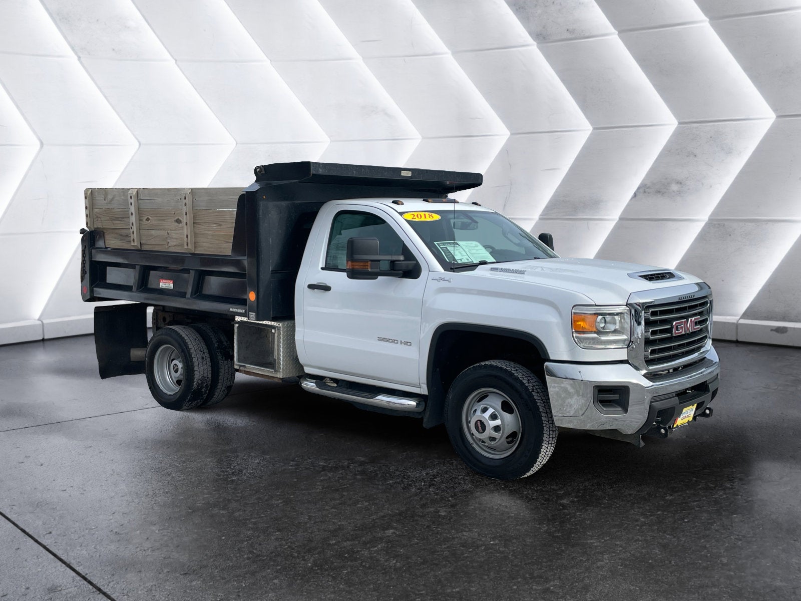 2018 GMC Sierra 3500 HD Chassis Cab NA