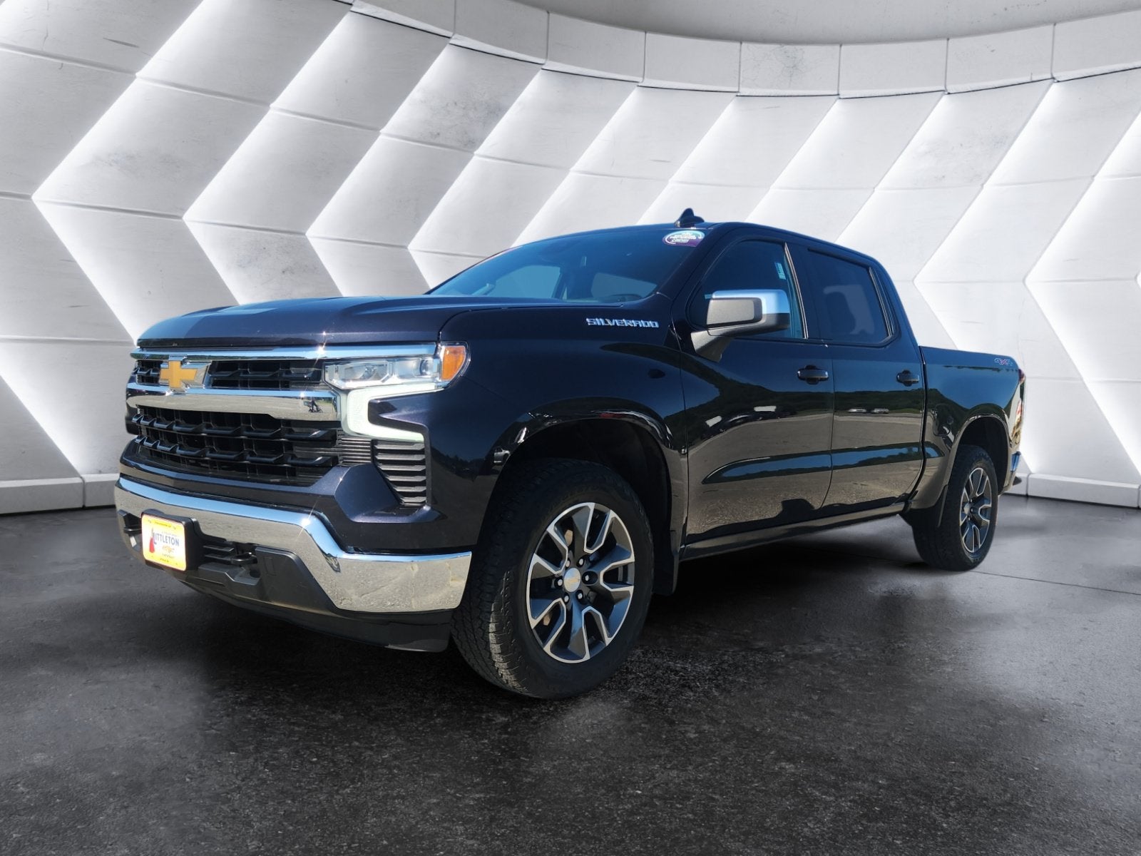 2024 Chevrolet Silverado 1500 LT (2FL)