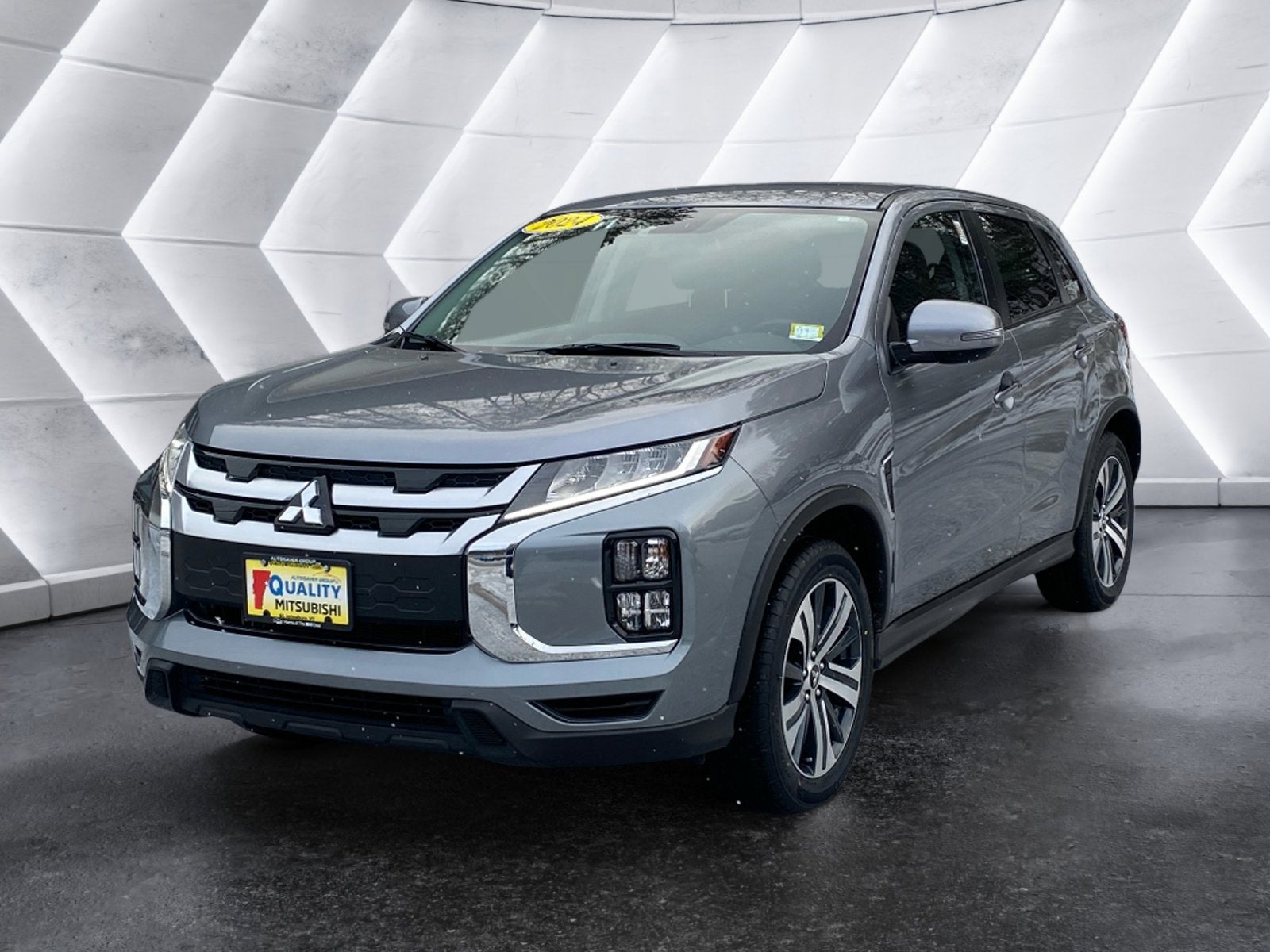 2024 Mitsubishi Outlander Sport Base