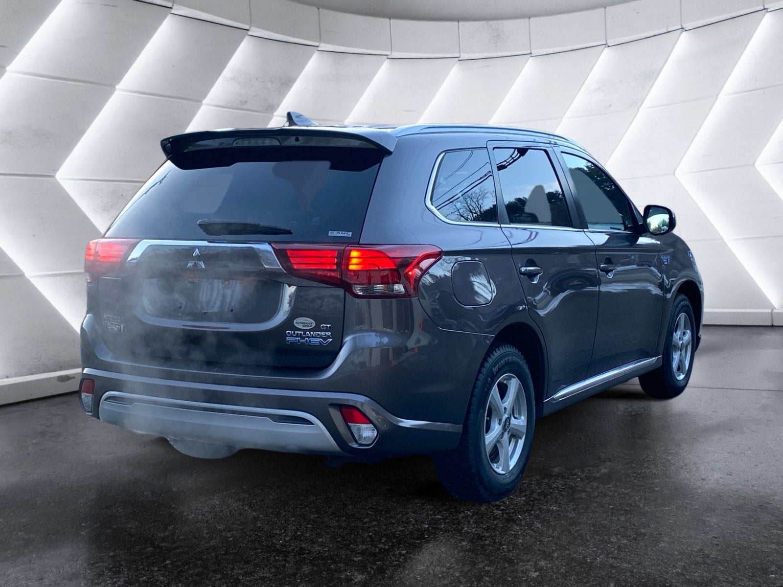 2019 Mitsubishi Outlander PHEV Base