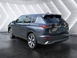 2025 Mitsubishi Outlander Base
