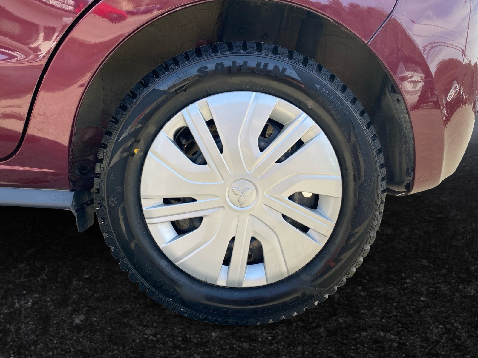 2020 Mitsubishi Mirage ES