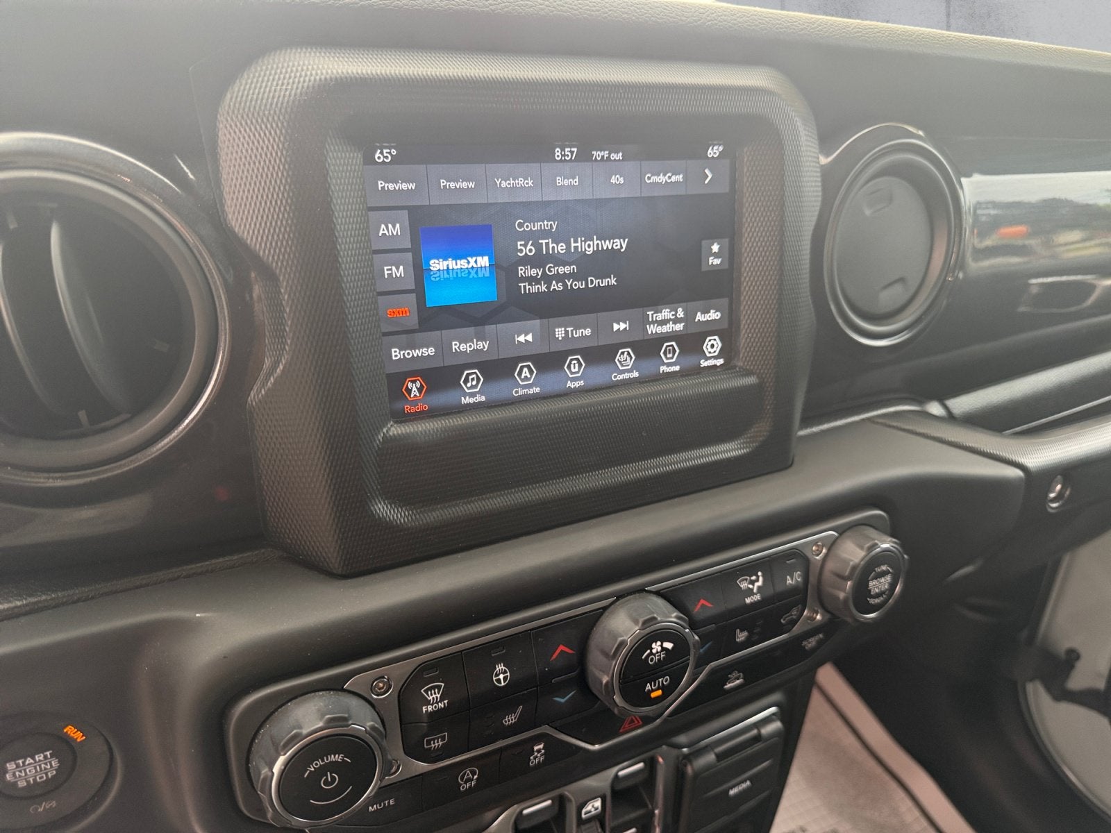 2023 Jeep Wrangler Altitude