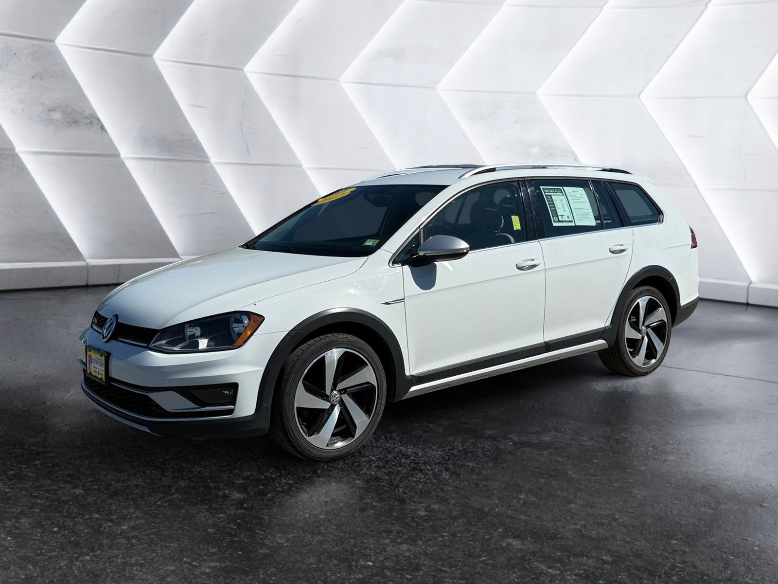 2017 Volkswagen Golf Alltrack Base