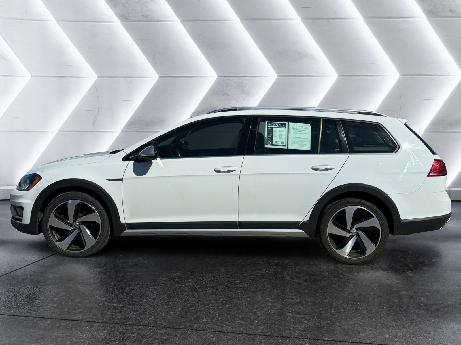2017 Volkswagen Golf Alltrack Base