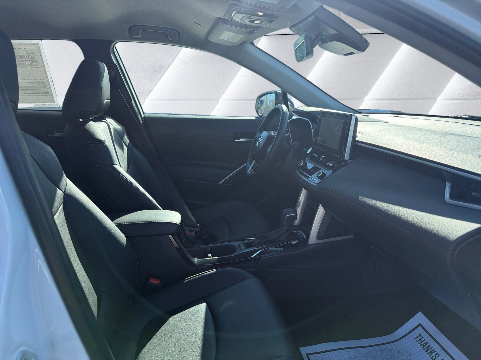 2025 Toyota Corolla Cross XLE