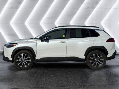 2025 Toyota Corolla Cross XLE