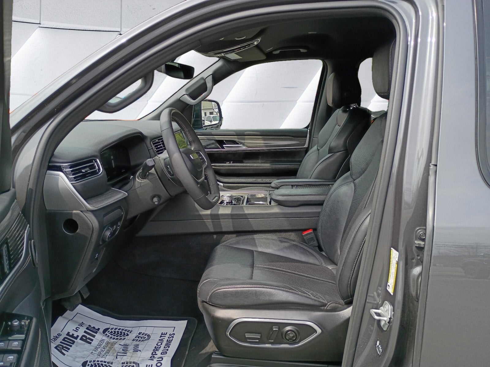 2024 Jeep Wagoneer Series II