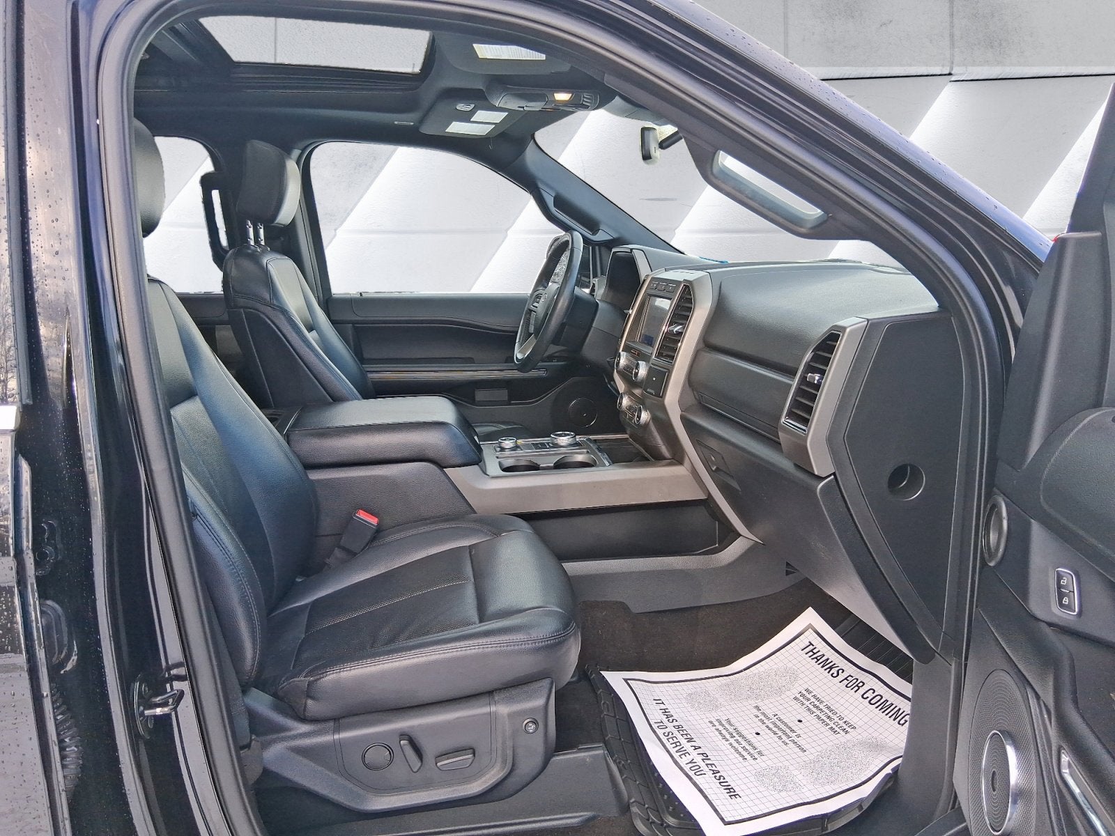 2020 Ford Expedition XLT 7 PASSENGER