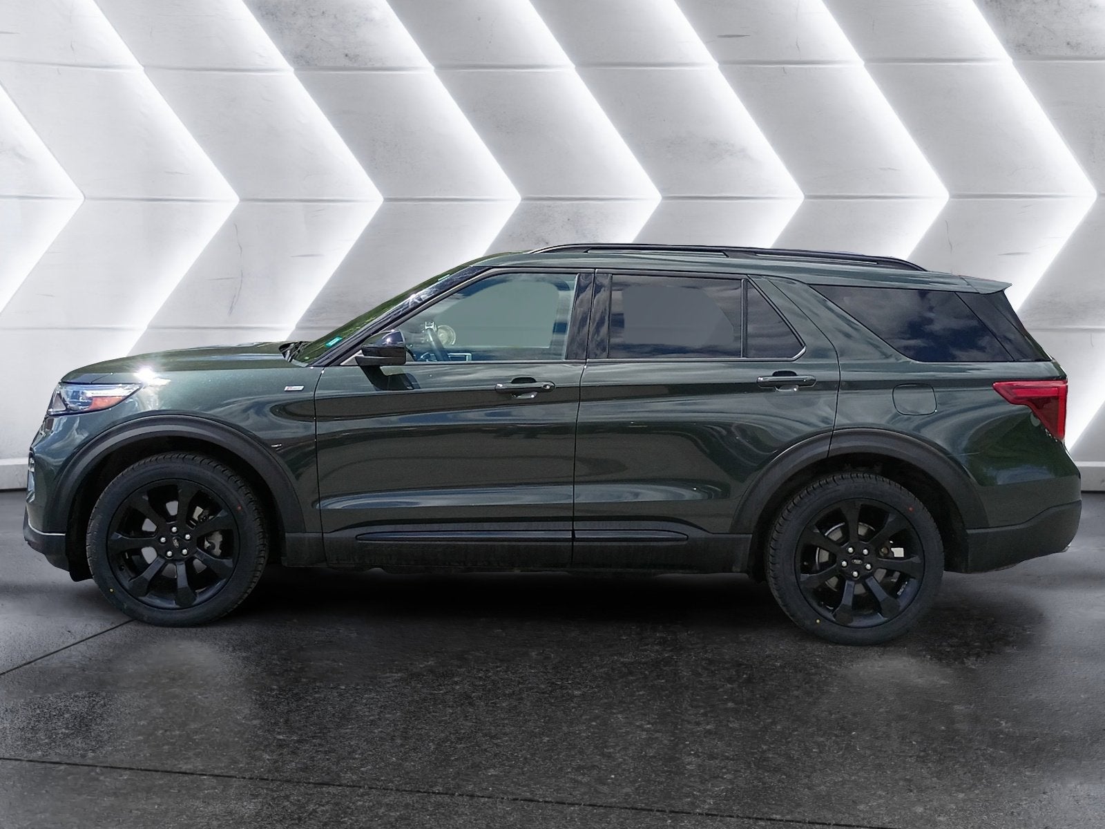 2022 Ford Explorer ST-Line