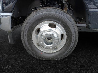 2024 Ford Super Duty F-350 DRW Lariat DRW