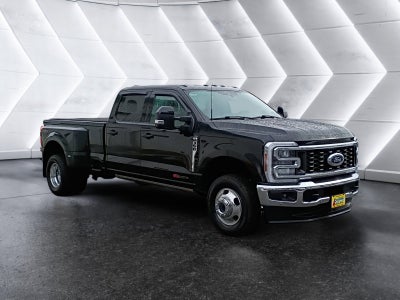 2024 Ford Super Duty F-350 DRW Lariat DRW