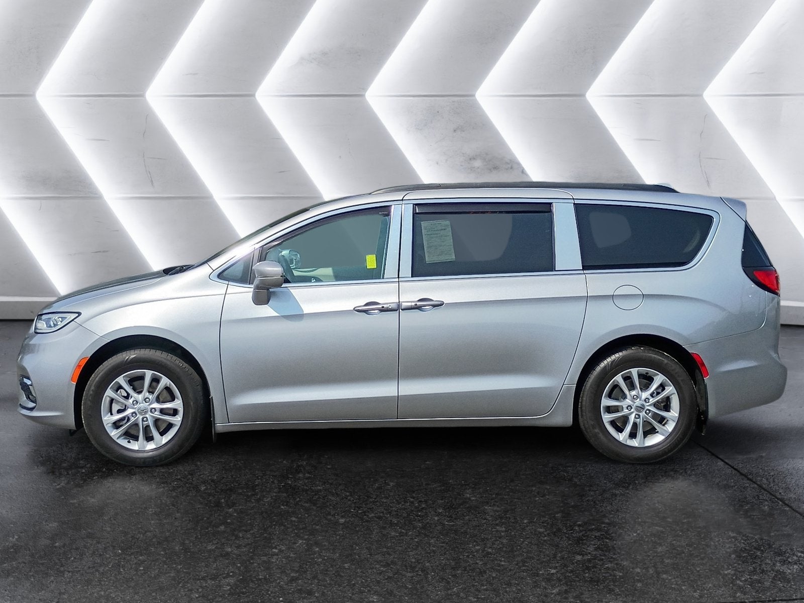 2021 Chrysler Pacifica Touring